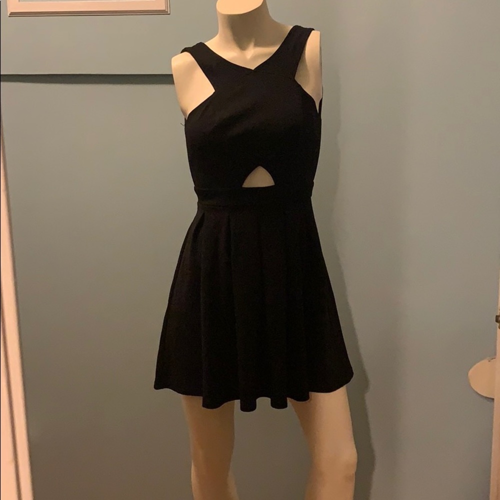Black skater skirt